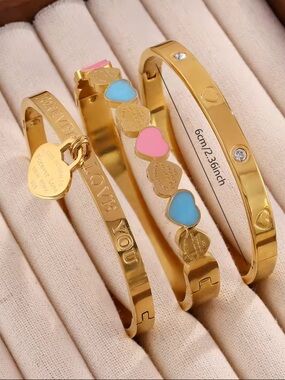 Luxury Gold Heart Enamel Bangle Set with Pink & Blue Accents
